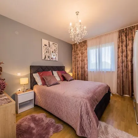 Διαμέρισμα Ivana Τρογκίρ